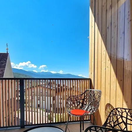 Apartment Mesnerhof Mit Dolomitenblick Und Kostenlosem Parken In Der Tiefgarage *