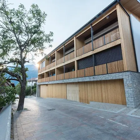 Mesnerhof Mit Dolomitenblick Und Kostenlosem Parken In Der Tiefgarage Apartment *