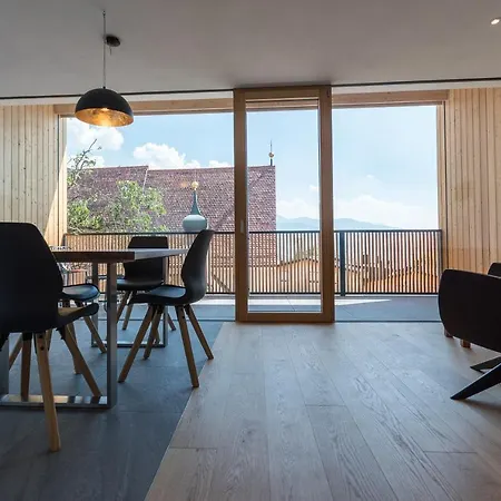 Mesnerhof Mit Dolomitenblick Und Kostenlosem Parken In Der Tiefgarage Bressanone