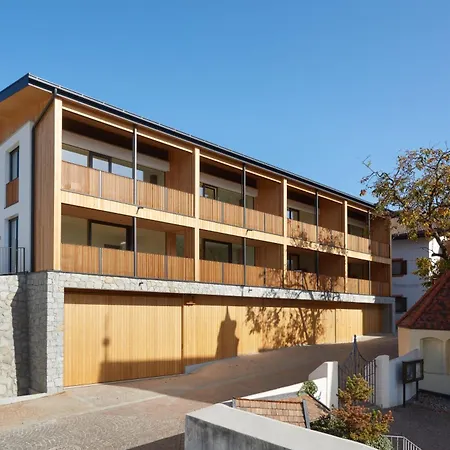 Mesnerhof Mit Dolomitenblick Und Kostenlosem Parken In Der Tiefgarage Apartment *