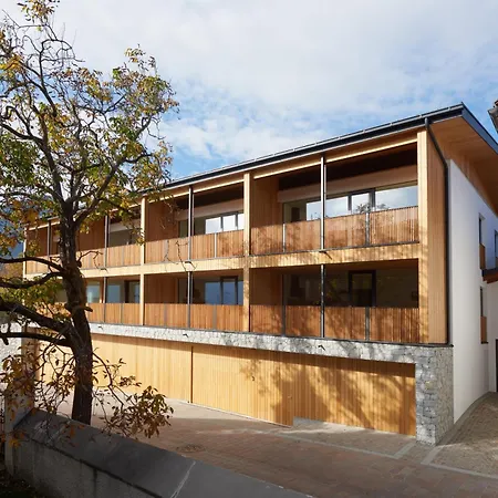 Apartment Mesnerhof Mit Dolomitenblick Und Kostenlosem Parken In Der Tiefgarage *